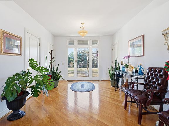 5th image of 436 Chimney Rock Rd