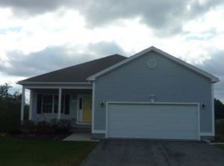 8 Aspen Way, Pittsfield, MA 01201