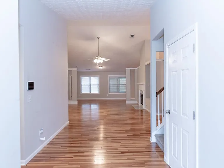 1159 Simonton Glen Way — Photo 4