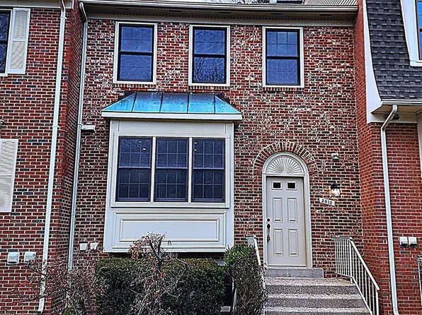3910 Tallow Tree Ct, Fairfax, VA 22033