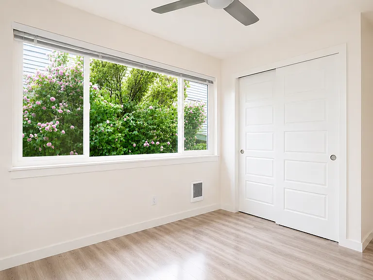 24th Ave NW - Located in Vibrant Ballard — Photo 24