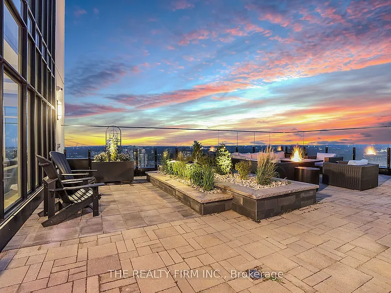 505 Talbot St #2101 — Photo 32