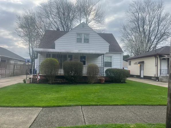5093 W 149th St, Brookpark, OH 44142