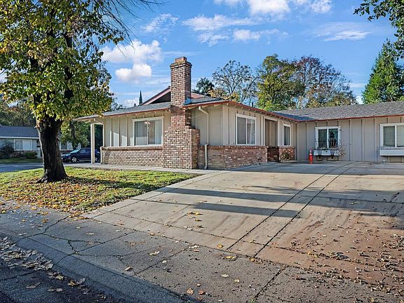 2nd image of 536 Scripps Dr