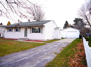 3344 Broadmore Dr, Bay City, MI