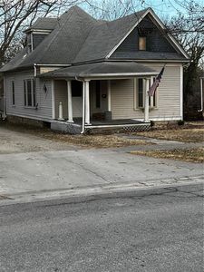 820 S Main St, Ottawa, KS, 66067