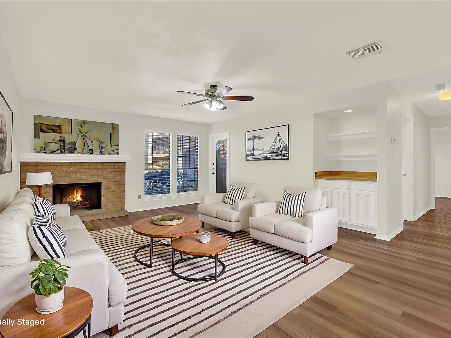2 bed, 2.0 bath, 1036 sqft, $1,250 — Photo 2