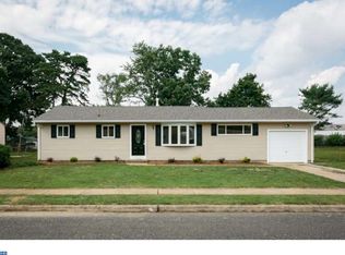 1076 Cranford Dr, Pine Hill, NJ 08021