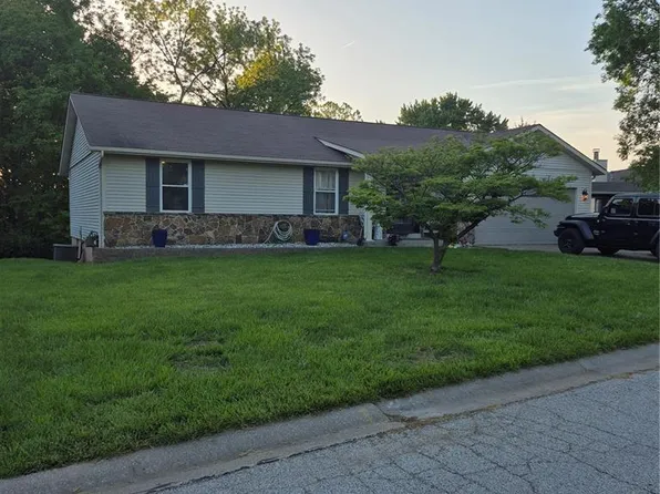 3 Ridgewoods Ct, Saint Peters, MO 63376