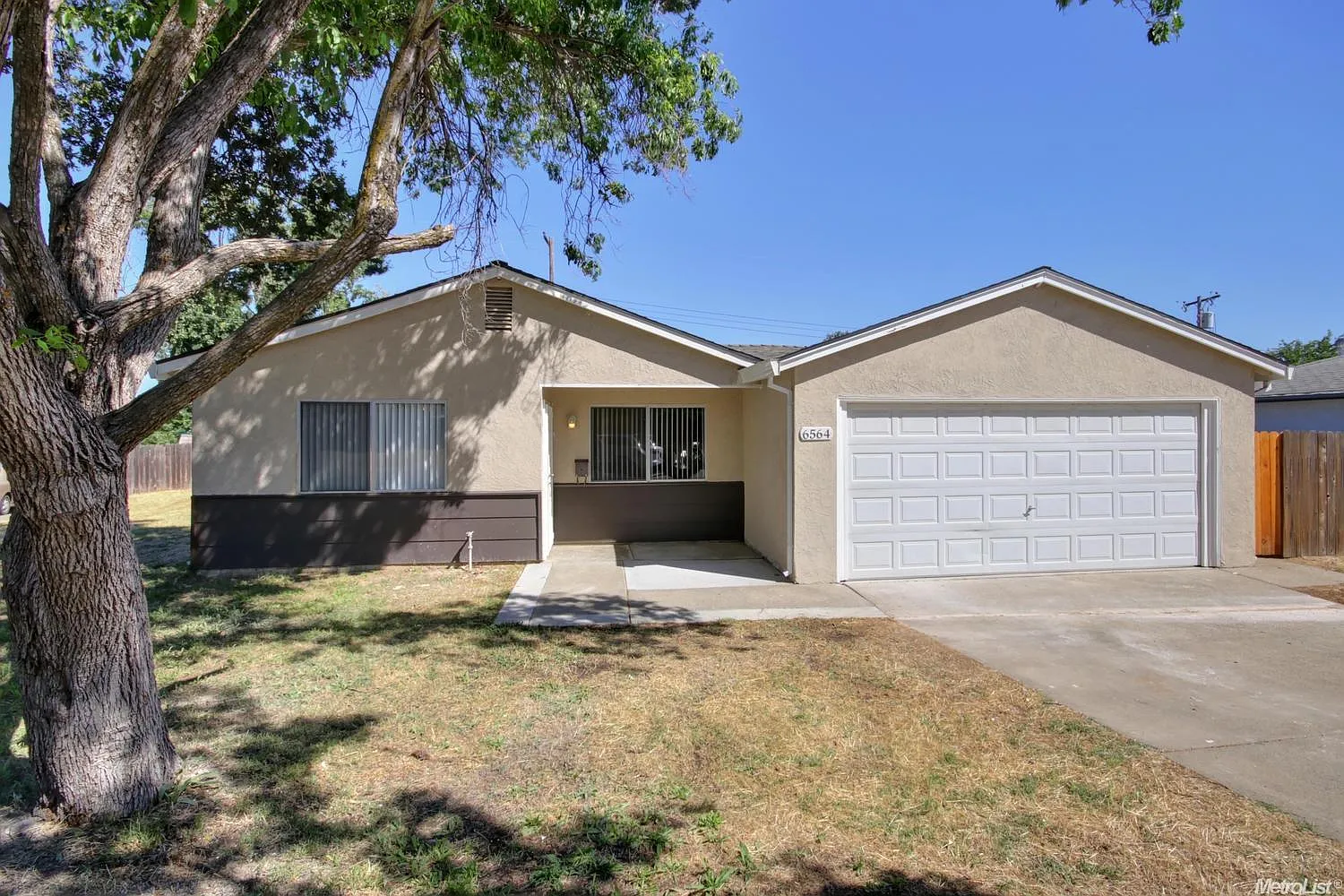 6564 Viscount Way photo 1