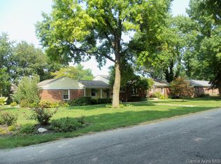 1991 Warson Rd, Springfield, IL 62704