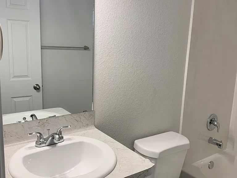 7801 Angus St — Photo 11