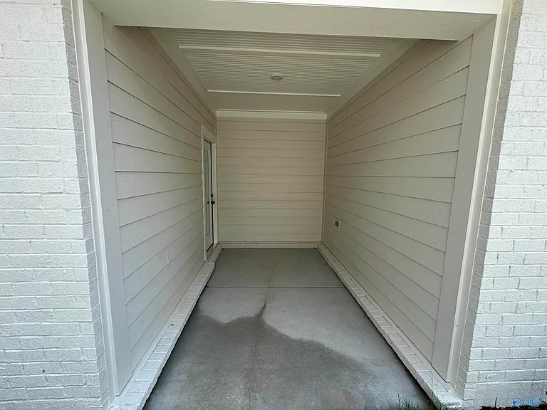127 Bullpen Aly — Photo 16
