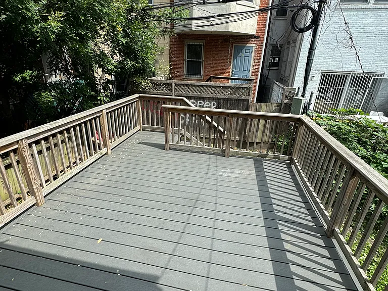 4049 Spruce St #A — Photo 6