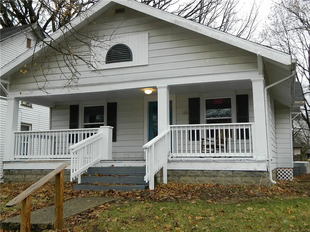 729 W 3rd St photo 1