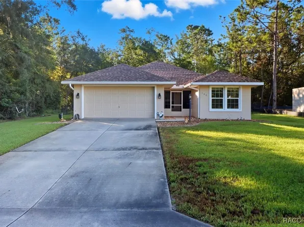 132 W Ruska Pl, Citrus Springs, FL 34434