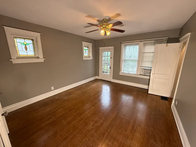 5058 Oleatha Ave #5058A — Photo 24