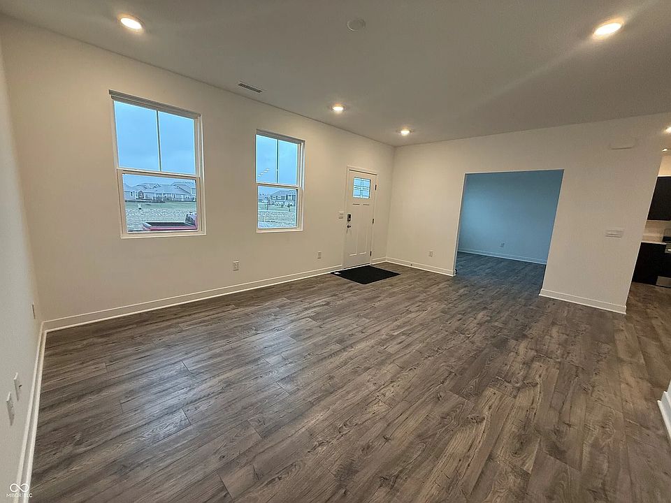 6175 Rhinecliff Dr, Whitestown, IN 46075 | Zillow