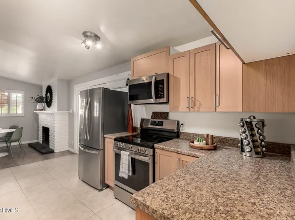 2036 W CLAREMONT Street, Phoenix, AZ 85015