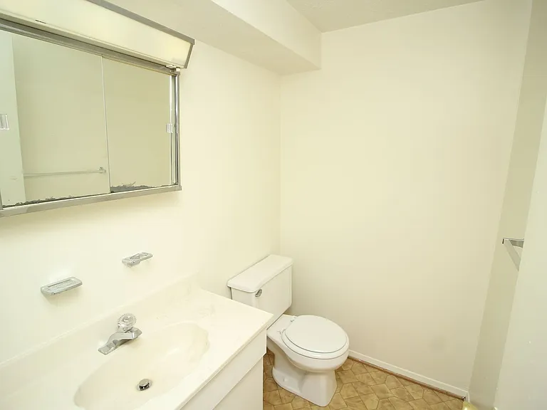 72 Stone Park Pl — Photo 27