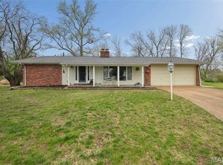 12725 Westport Dr, Saint Louis, MO