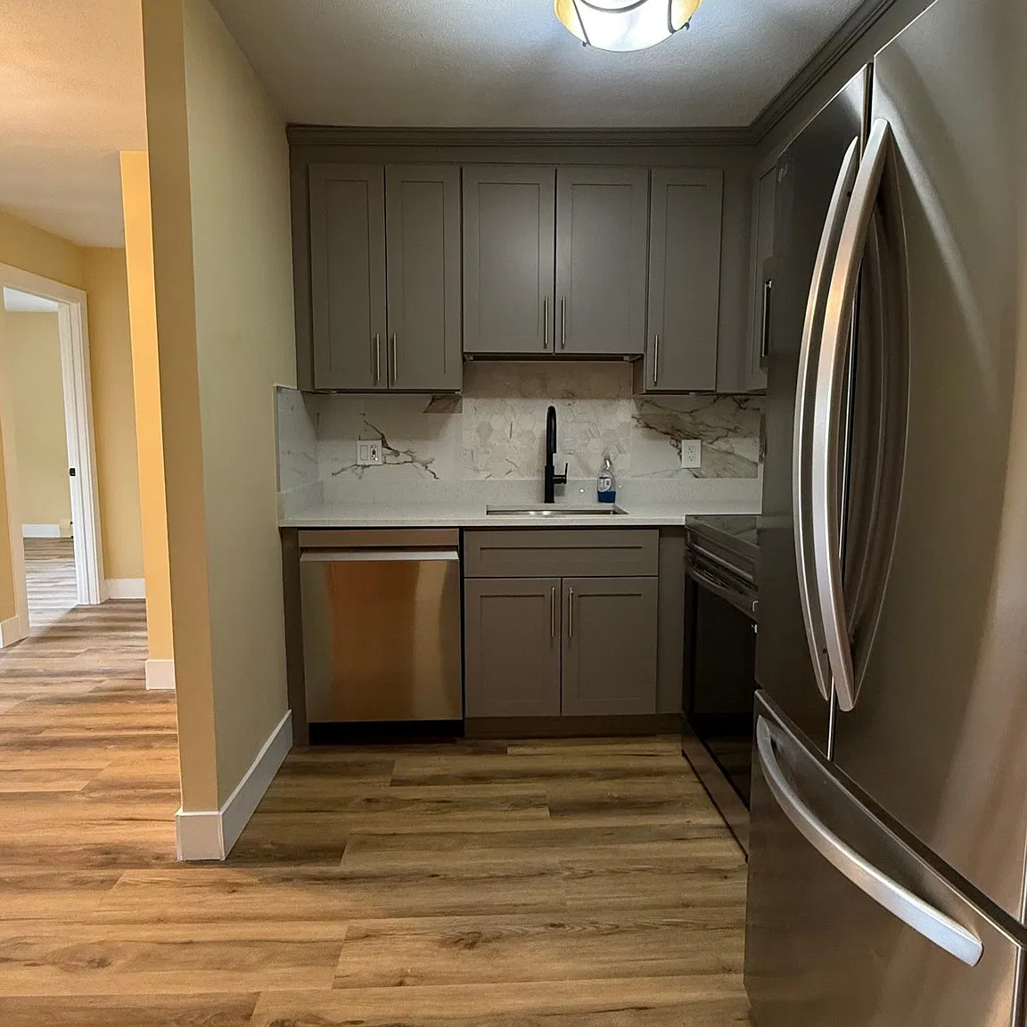 2 bed, 1.0 bath, $2,700 — Photo 2