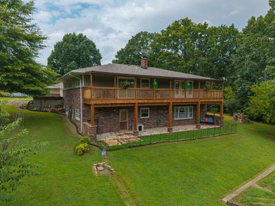 1904 Lakeview Drive, Ava, MO, 65608