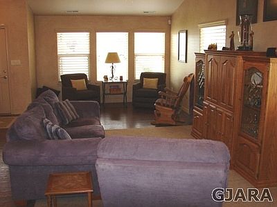Living room 2