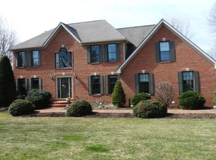 20 Blue Jay Dr, Bloomsburg, PA 17815