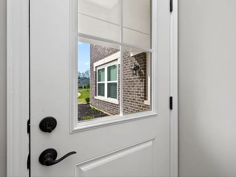 2703 Golden Leaf Dr #2703 — Photo 6