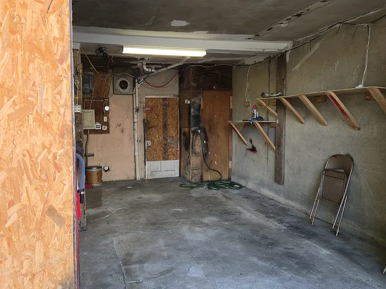 628 N 6th St #4 — Photo 17