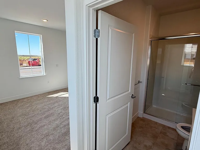 8563 Zeke Dr — Photo 2