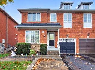 242 Marble Pl W, Newmarket, ON L3X 2Y3