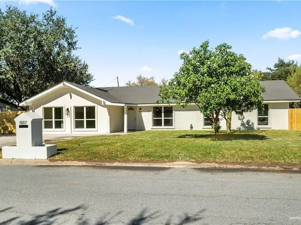1007 E Bagwell St, Pharr, TX 78577