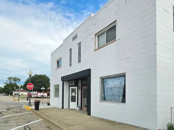 102 N Main Ave, Minier, IL 61759