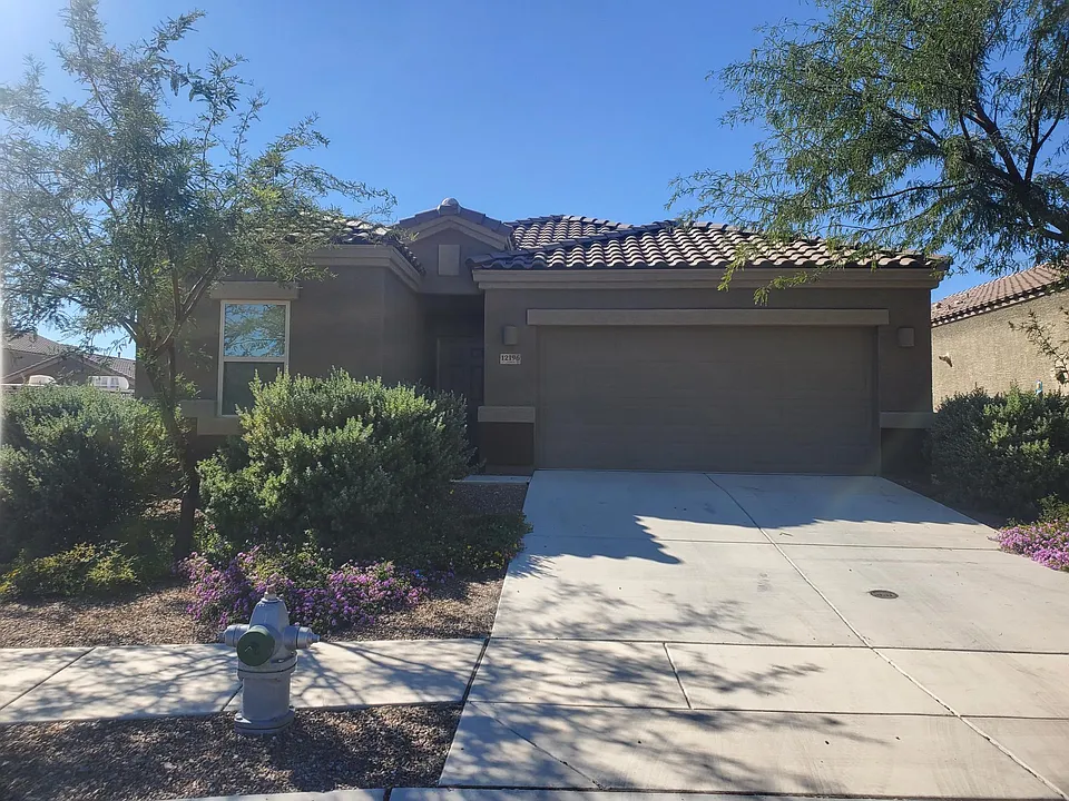 12196 E Domnitch Dr