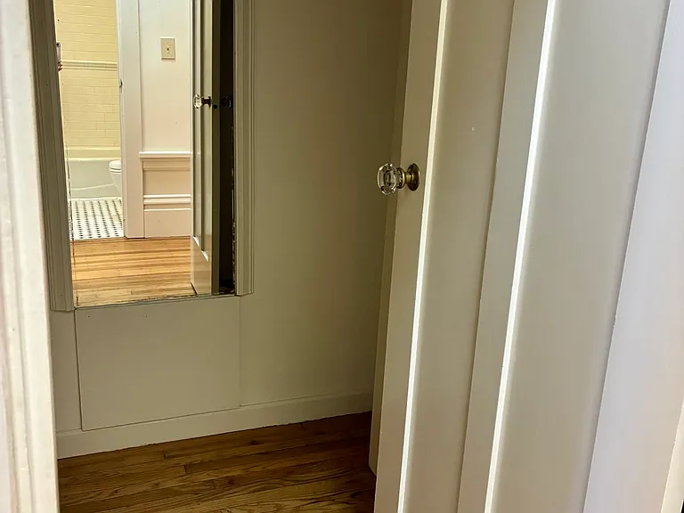 Walk-in closet