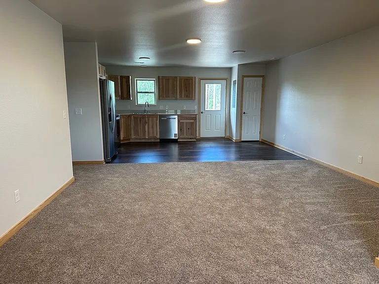 412 W Bridge Ave #2 — Photo 9