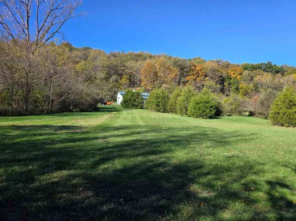650 S Treaty Line Rd, Liberty, IN 47353