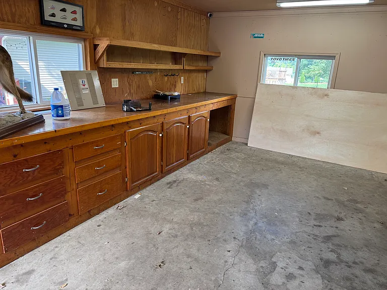 729 Collett Rd — Photo 13