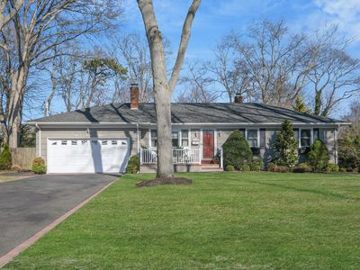415 Sunrise Avenue, Sayville, NY, 11782