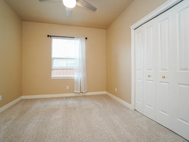 1917 W Marten Creek Dr — Photo 7