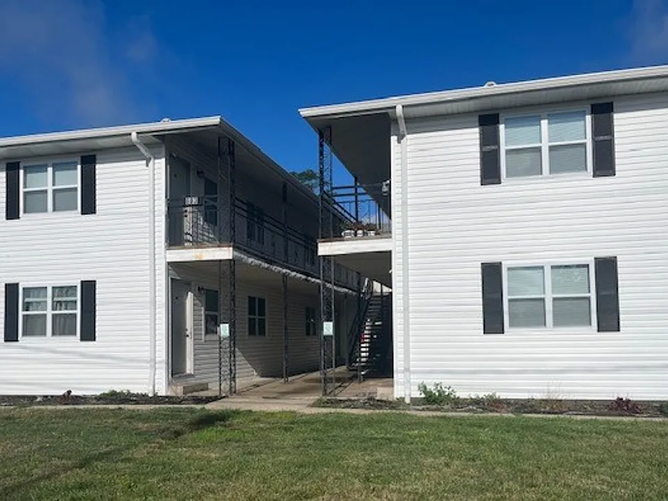603 N Old Highway 63