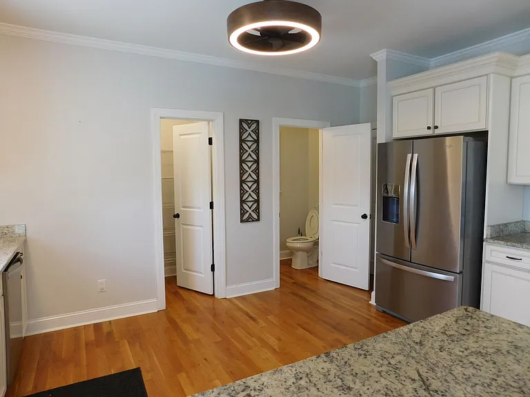 101 Staffordshire Dr — Photo 12