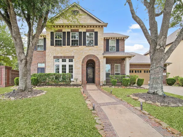 7418 Dresden Ave, Sugar Land, TX 77479