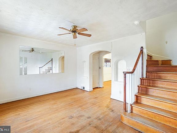 3rd image of 46 Allison St NE