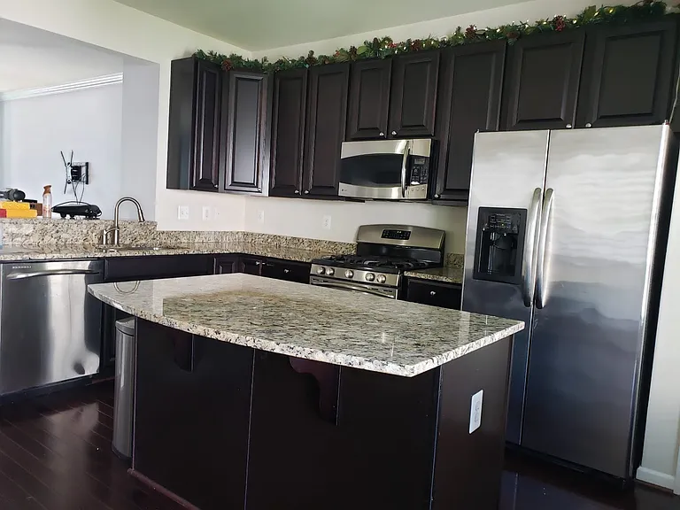 780 Cherry Bark Ln — Photo 3