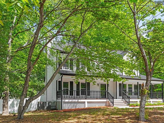 2nd image of 4705 Atterbury Ct