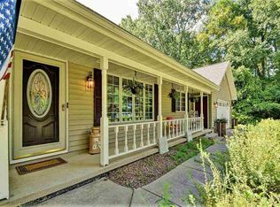 2425 Forest Meadows Ct, Green Bay, WI 54313