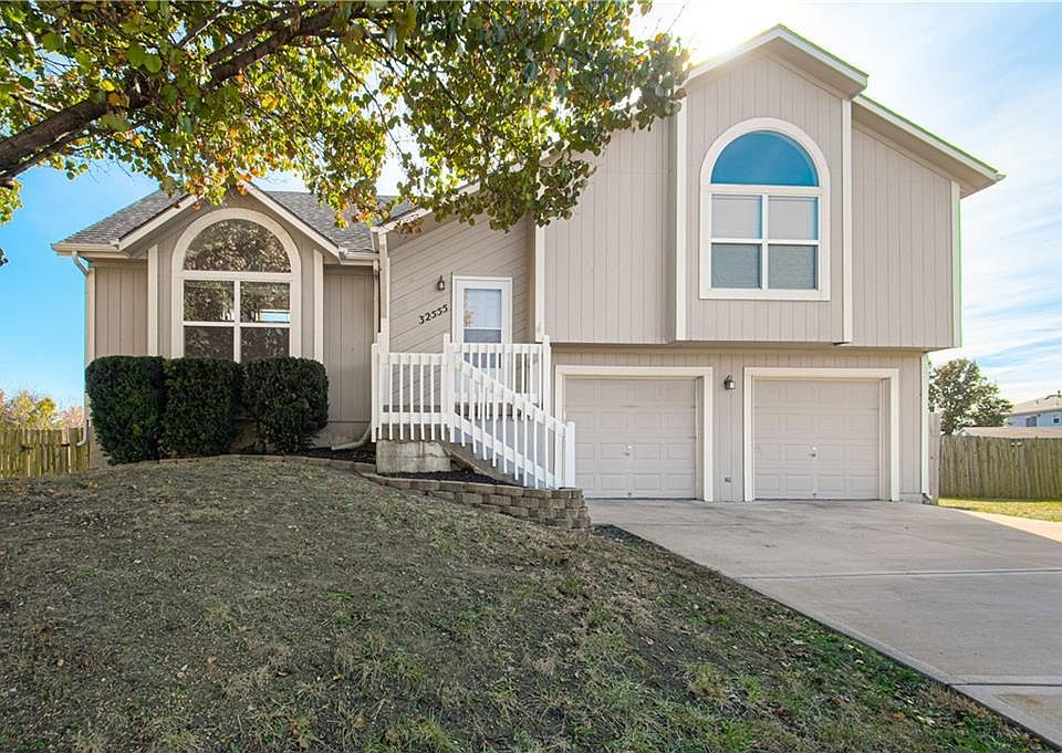 1st image of 32555 W 171st Ct